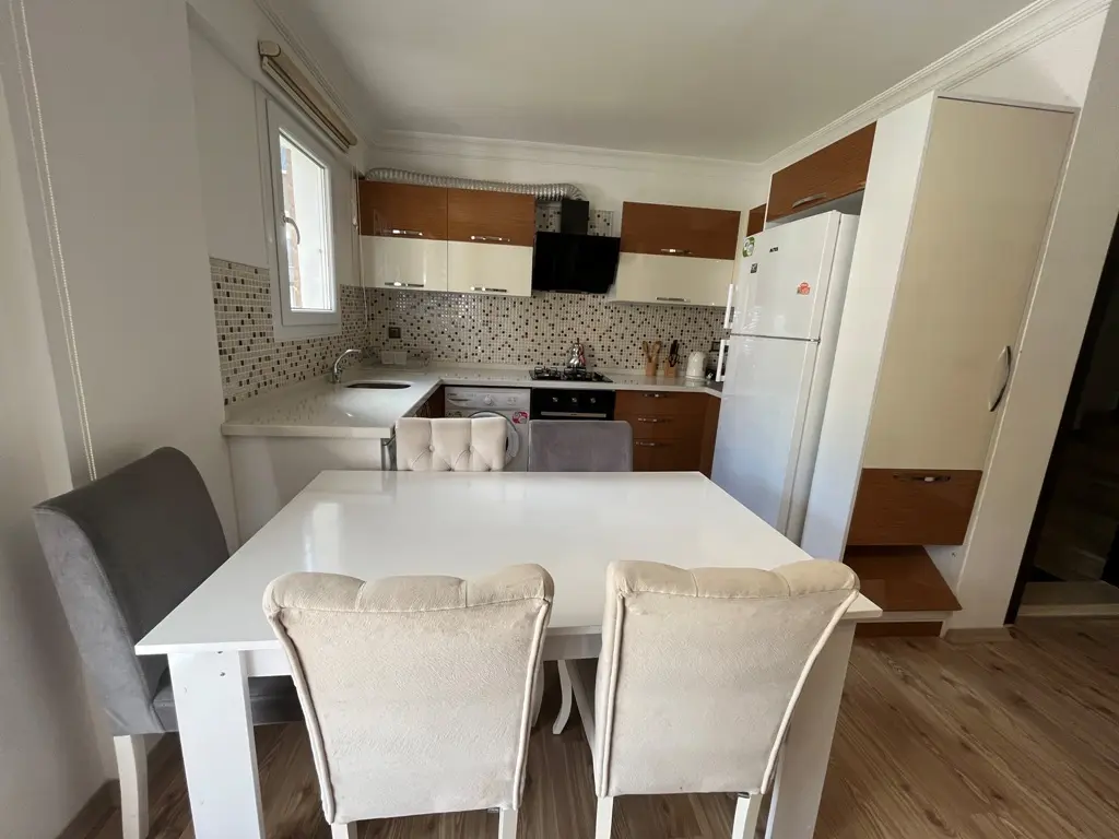 Fitted kitchen
